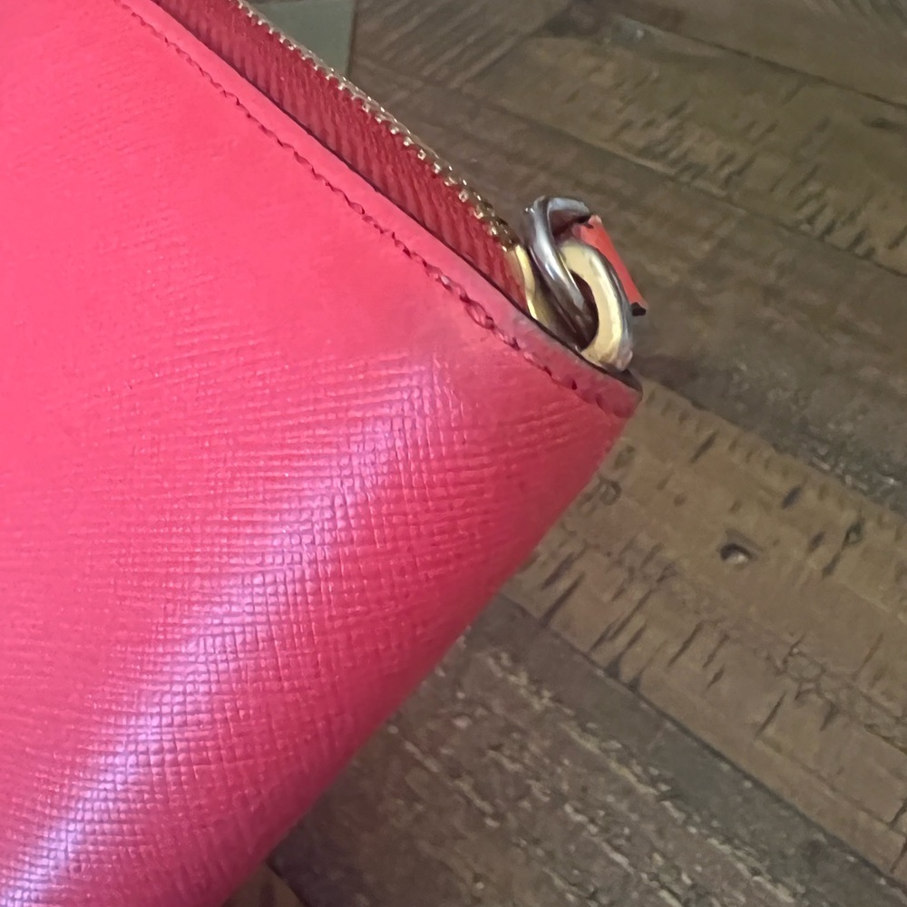 MCM Vibrant Red and Orange Zipparound Wallet - Picture 4 of 7